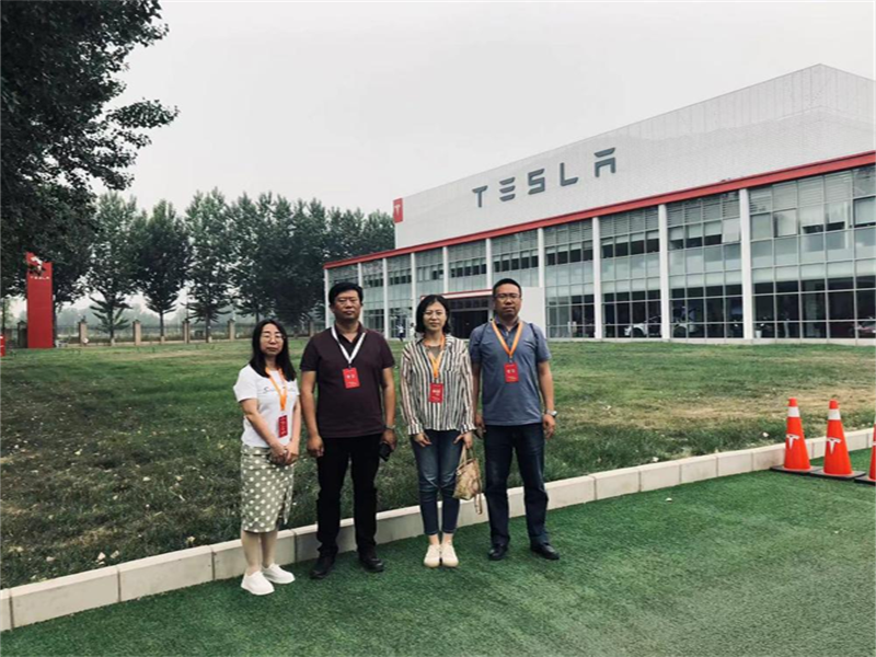 数智助力产业 科技赋能未来——英国威廉希尔公司教师赴特斯拉北京交付中心和用友网络科技股份有限公司北京总部纪实