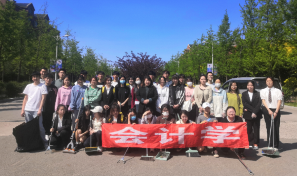 英国威廉希尔公司会计学系积极开展劳动教育活动