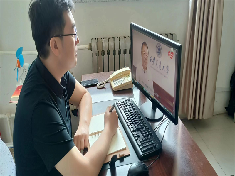 牢记嘱托，勇毅前进——公司党总支组织师生党员观看“党课开讲啦”